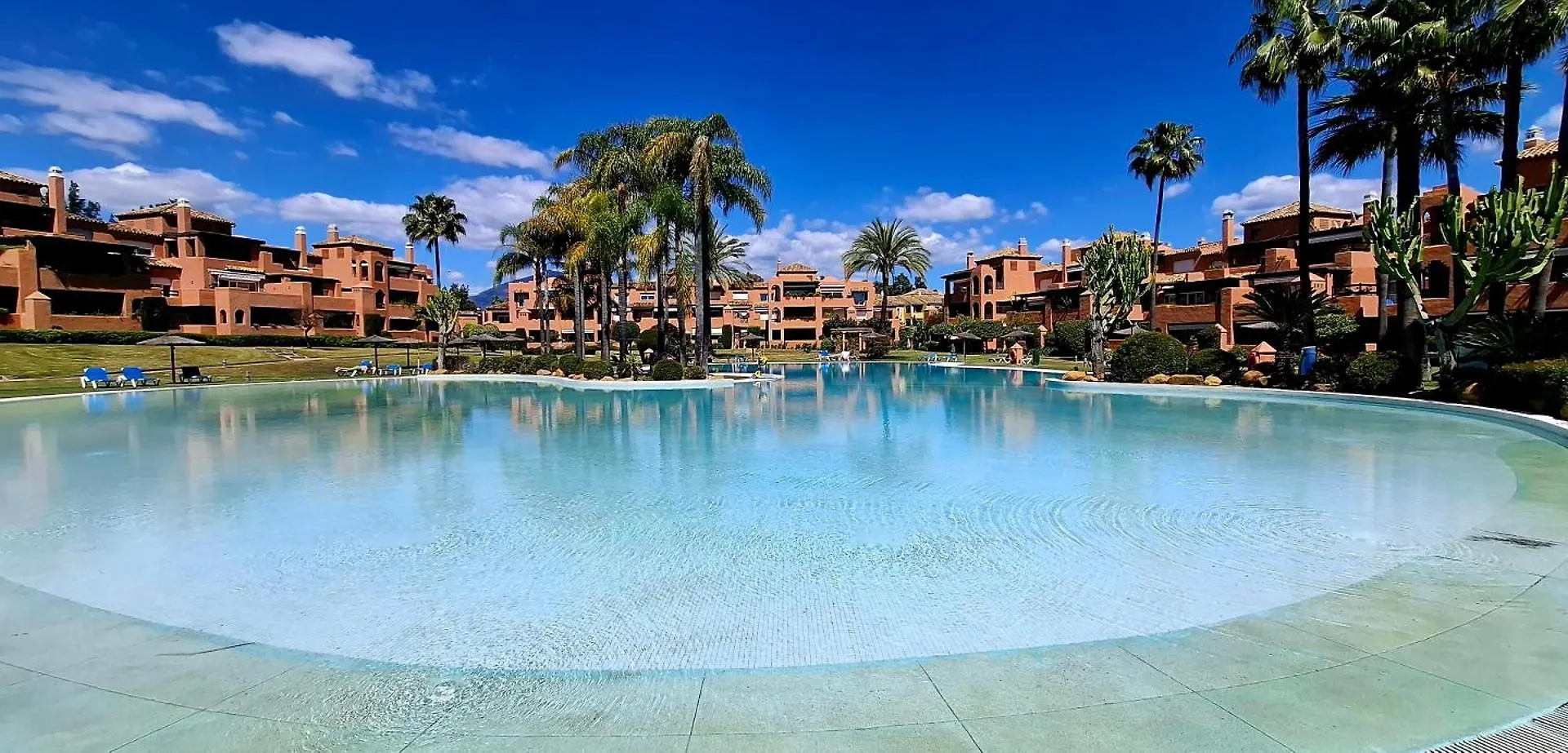 Alhambra Del Golf - Guadalmina Appartement Estepona